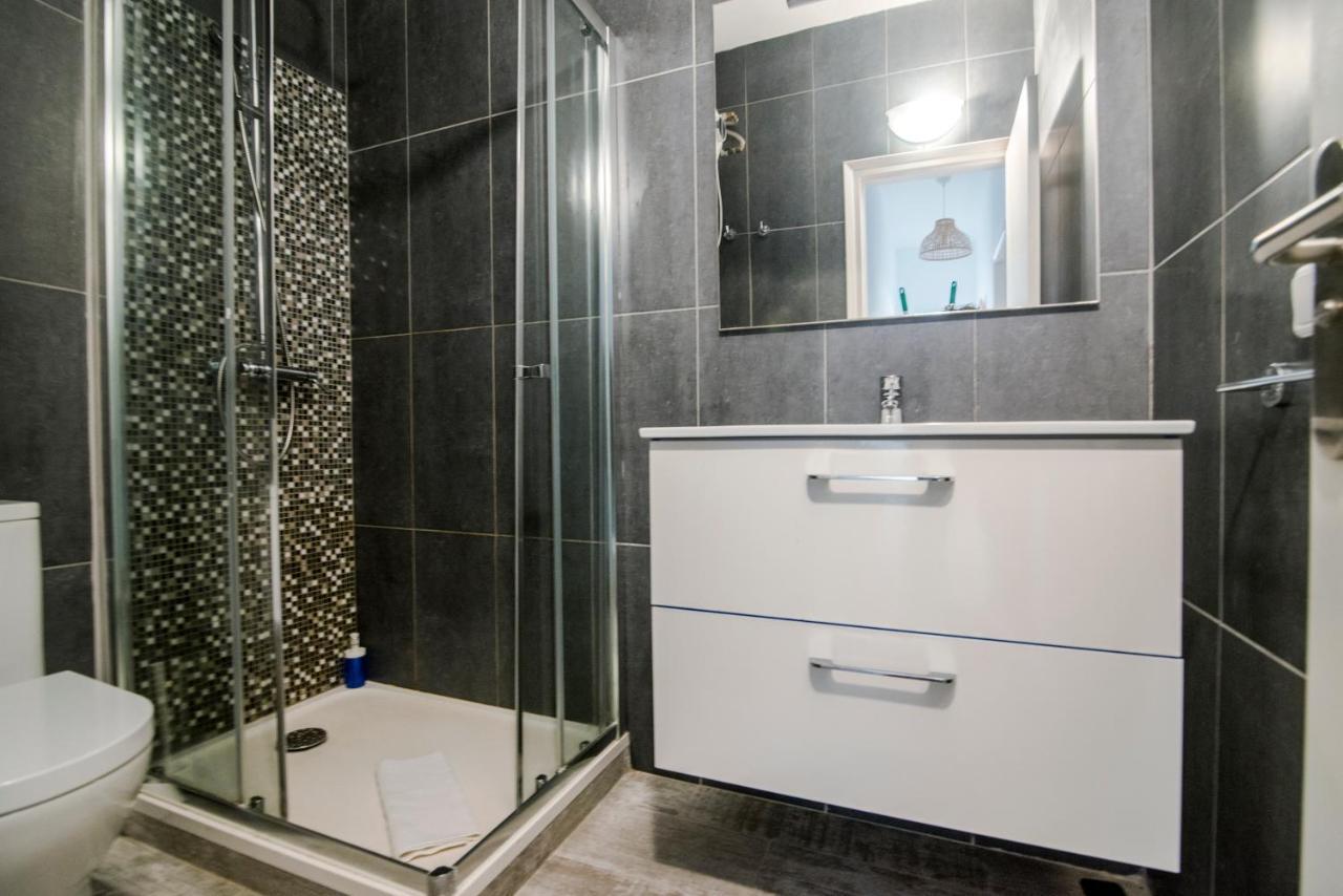 Apartamentos Verdera Es Pujols Bagian luar foto