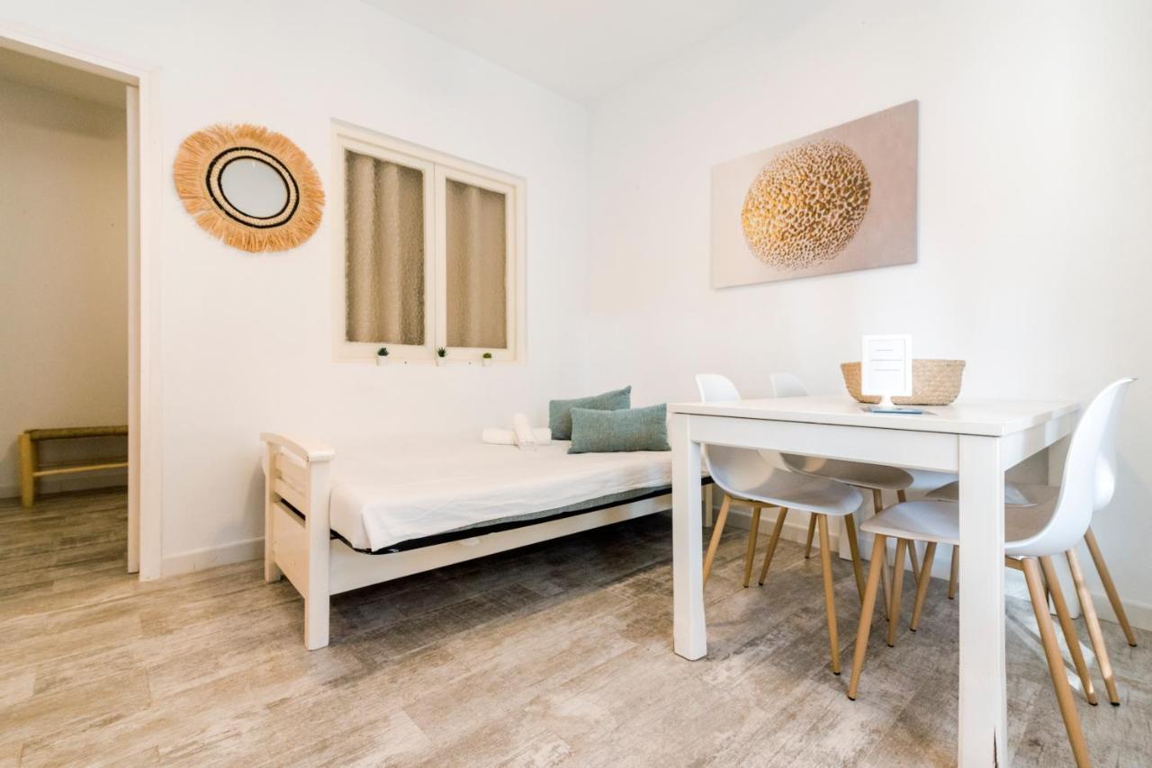 Apartamentos Verdera Es Pujols Bagian luar foto