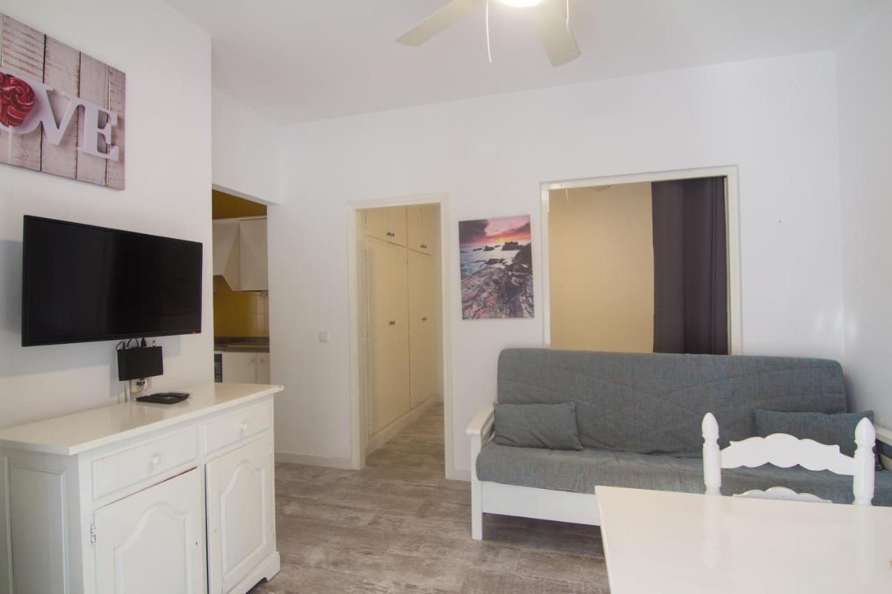 Apartamentos Verdera Es Pujols Bagian luar foto